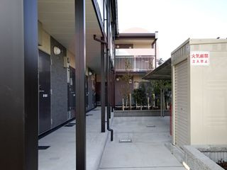 【エントランス】 | レオパレスヴェルデ美原