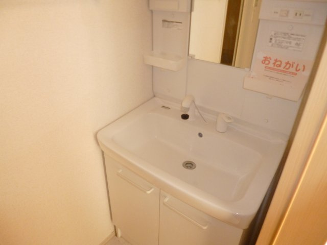 倉敷市広江１丁目のアパートの独立洗面台