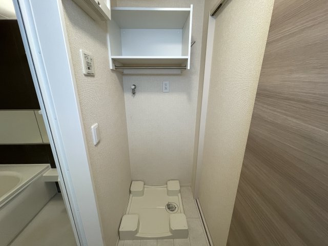 セレブレイト本城のその他|室内洗濯機置場