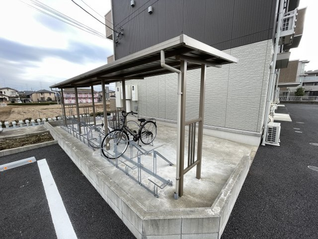 セレブレイト本城のその他共用部分|駐輪場