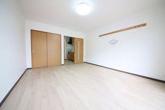 パル平和の内装