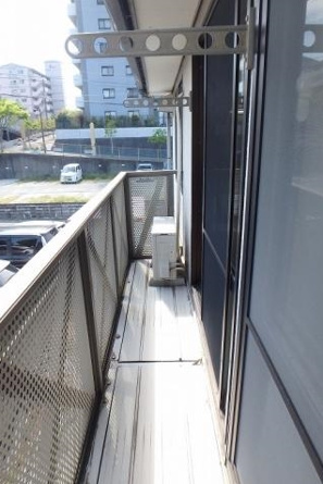 【バルコニー】