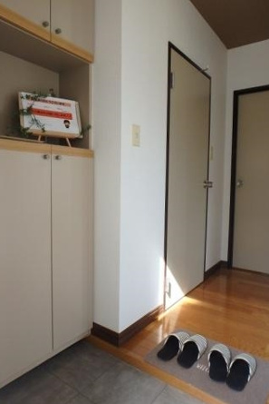 【玄関】
