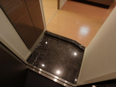 【玄関】 | ヴァレッシア桜上水駅前シティ