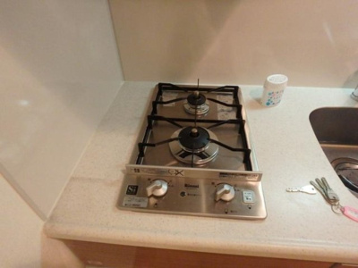 【キッチン】 | ヴァレッシア桜上水駅前シティ | システムキッチン(2口ガスコンロ)