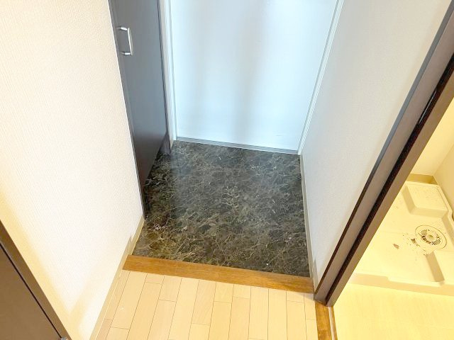 【玄関】 | L’ｓステューディオ岡本