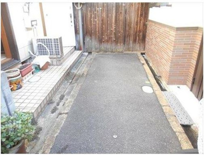 【外観】 | 中古戸建 | 全面道路は2.2ｍ・間口は4.7ｍです。
