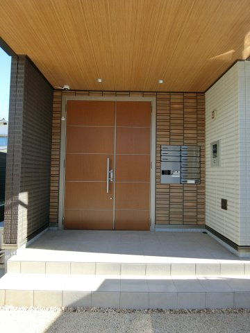 Ｊコート・イーストのエントランス