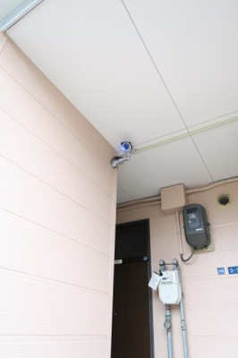 【セキュリティ】 | ハイツシャロット | 2カ所に防犯カメラ設置済みなので安心