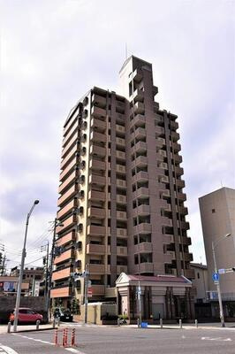 【外観】 | ローレルコート本山　★仲介手数料無料★　東山小学校　城山中学校　 | リノベーション済み。
保証付きマンションです。