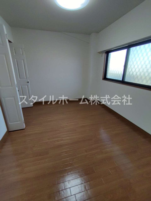 【居間・リビング】 | イーストパレス