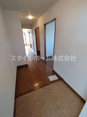 【玄関】 | イーストパレス