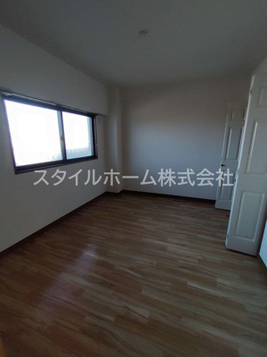 【居間・リビング】 | イーストパレス