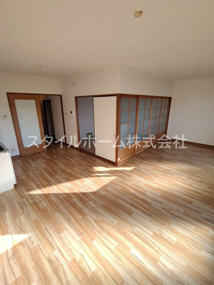 【居間・リビング】 | イーストパレス