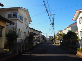【前面道路含む現地写真】