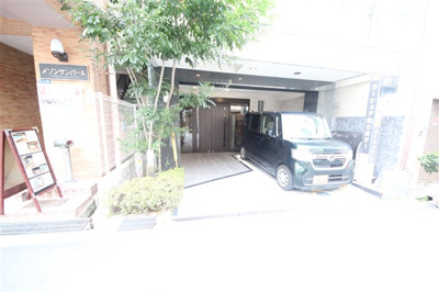 【エントランス】 | ZERO ONE 谷町