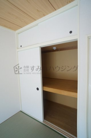 サンハイツ実穂の収納|参考、同建物・反転間取りの号室