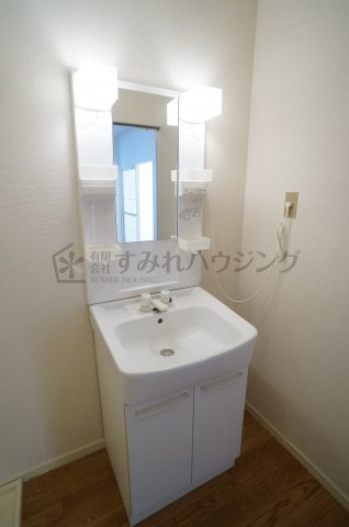 サンハイツ実穂の洗面所|参考、同建物・反転間取りの号室
