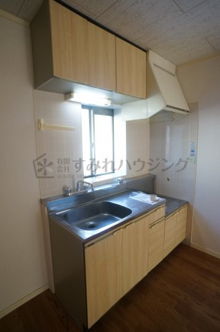 サンハイツ実穂のキッチン|参考、同建物・反転間取りの号室