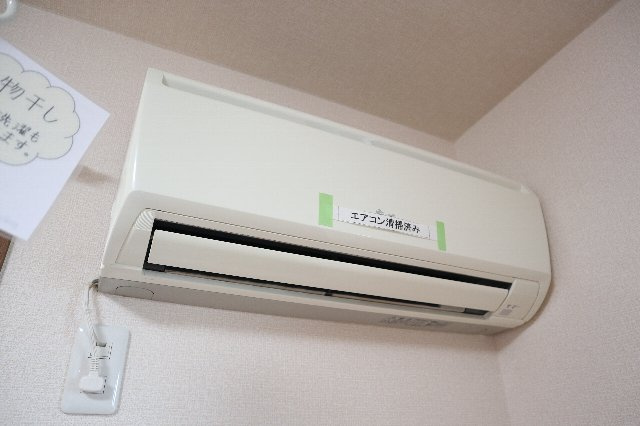 【設備】 | ドルチェA | エアコン完備です