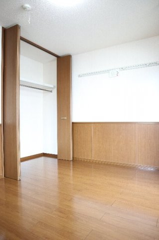 【洋室】 | ドルチェA | 茶色いお部屋でかわいいです