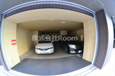 【駐車場】 | プランドール大手前レジデンス | 駐車場完備です