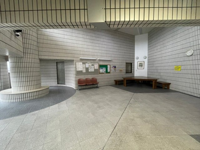 アンピール箱崎東のエントランス