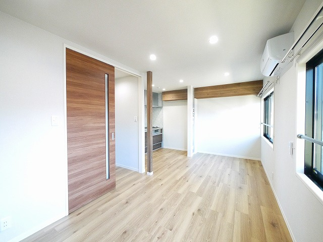 メゾンソワニエＢ棟のトイレ|清潔感のあるトイレです