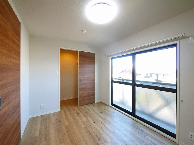 メゾンソワニエＢ棟の設備|給湯機のリモコンです