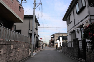 【前面道路含む現地写真】