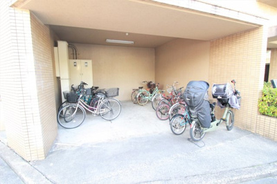 【その他共用部分】 | グランピア萬翠園 | 駐輪場