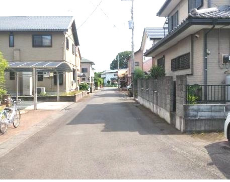 玉村町下之宮　中古1150の前面道路含む現地写真|前面道路含む現地写真です
