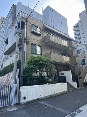 エイシン山王ビルの外観