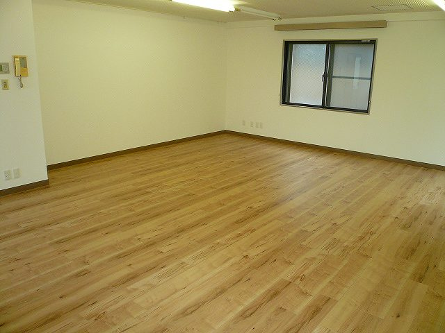 エイシン山王ビルの内装