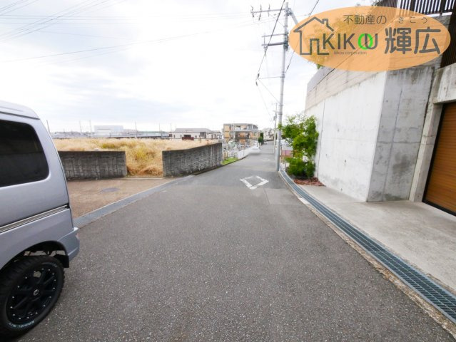 明石市魚住町錦が丘3丁目　土地の周辺|建築条件ありませんので、お好きなハウスメーカーで建築出来ます。
