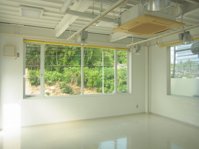 オーブビル　　のロビー