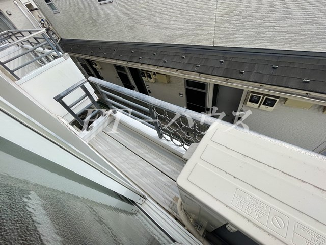 ヒルズミヤマのバルコニー