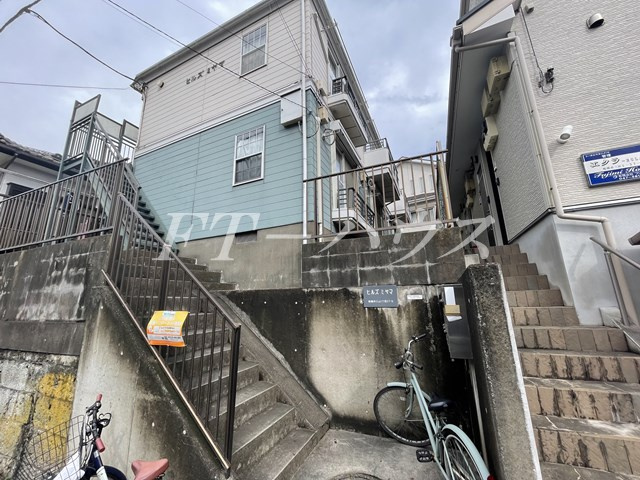 ヒルズミヤマの外観
