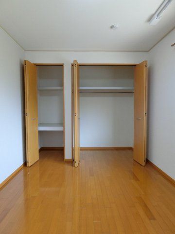 ブラゾーネ　B棟の収納