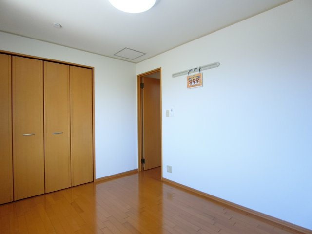 ブラゾーネ　B棟の洋室