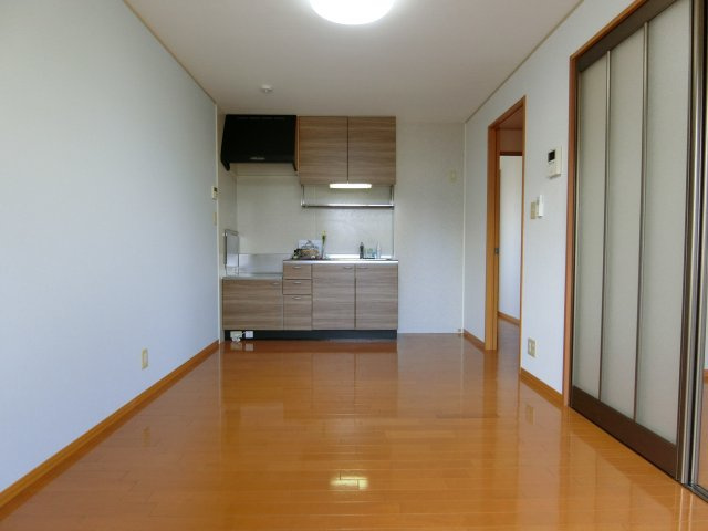 ブラゾーネ　B棟の居間・リビング