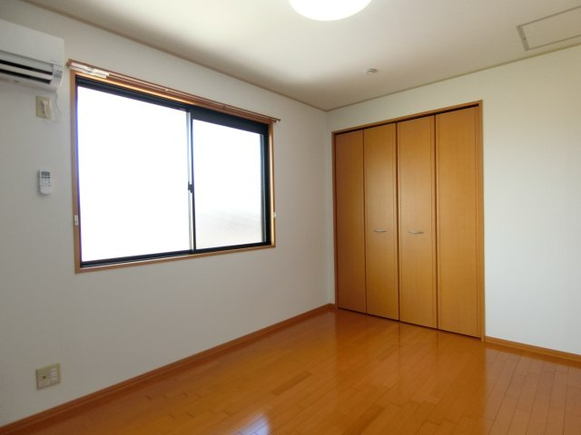 ブラゾーネ　B棟の洋室