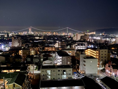 【展望】 | ワコーレ西明石ステーションマークス | 夜には、ライトアップされた明石海峡大橋と淡路島の観覧車も見ることができます♪