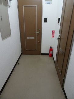 【その他共用部分】 | 小泉ビル　共用廊下