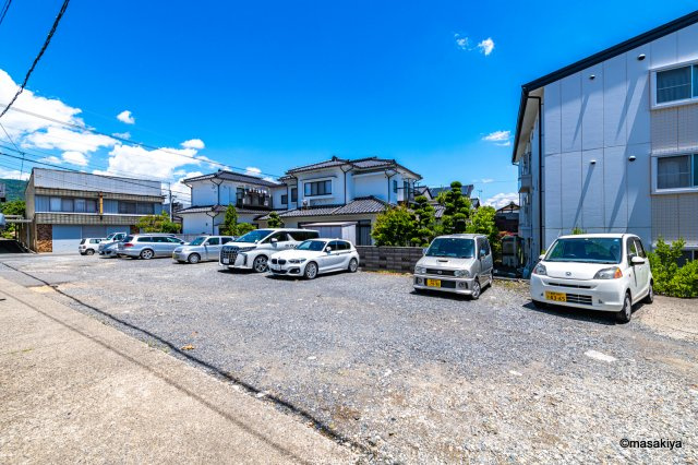 サンハイツ吉田の駐車場