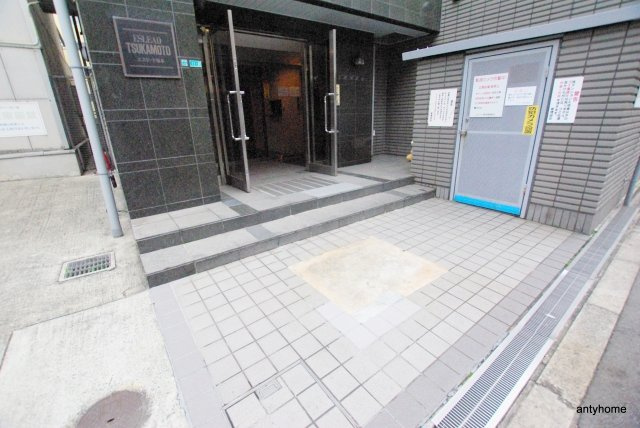 エスリード塚本　仲介手数料無料のエントランス