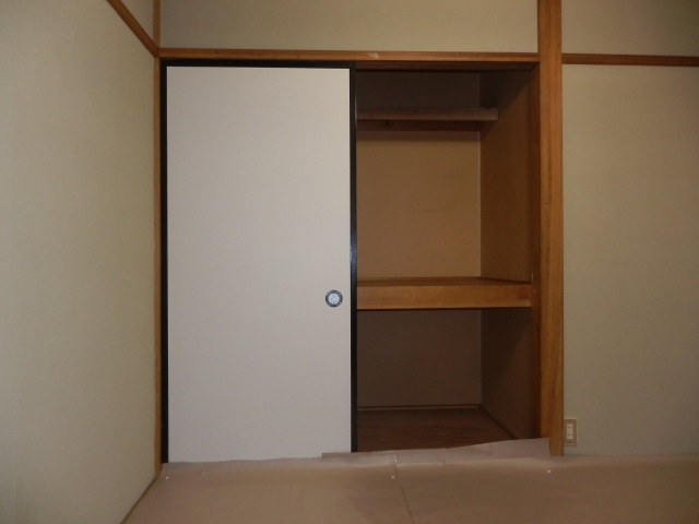サンハイム荒楯の収納