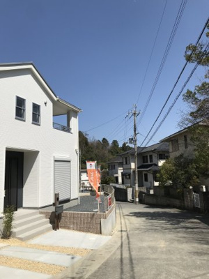 【前面道路含む現地写真】 | 大津市清風町34-12　新築戸建