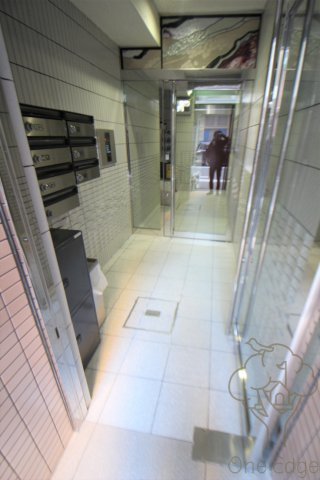 clochette南森町のエントランス