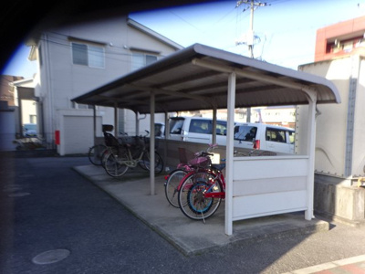 【その他共用部分】 | ファミーユＫ・Ａ・Ｙ | 自転車置き場